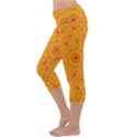 Solar mandala. Orange rangoli. Capri Yoga Leggings View2