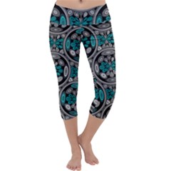 Geometric Arabesque Capri Yoga Leggings by linceazul