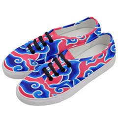 Batik Megamendung Women s Classic Low Top Sneakers by artworkshop