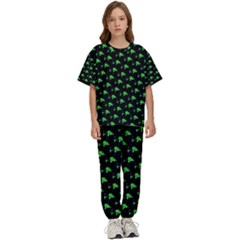 Pixels Kids  Tee And Pants Sports Set by Sparkle