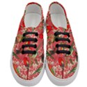 Vintage Tropical Birds Pattern in Pink Women s Classic Low Top Sneakers View1