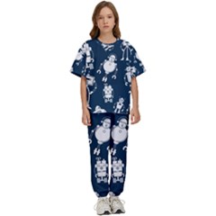 White-robot-blue-seamless-pattern Kids  Tee And Pants Sports Set by Salman4z