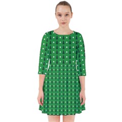 Green Christmas Tree Pattern Background Smock Dress by pakminggu