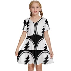 Black And White Deadhead Grateful Dead Steal Your Face Pattern Kids  Short Sleeve Tiered Mini Dress by 99art