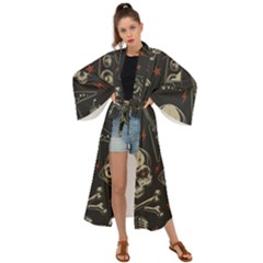 Grunge Seamless Pattern With Skulls Maxi Kimono by Bedest