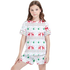 Christmas Kids  T-shirt And Sports Shorts Set by saad11