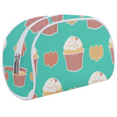 Retro 40s 50s Cupcake Pattern 3 Make Up Case (medium) by violetheavensky