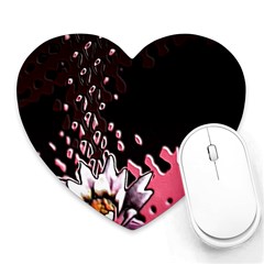 Flower Mouse Pad (heart) by Rbrendes