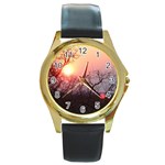 Namibian Sunrise Round Gold Metal Watch