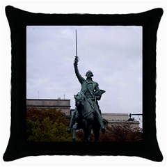 Washington Statue Throw Pillow Cases (black) by trendistuff