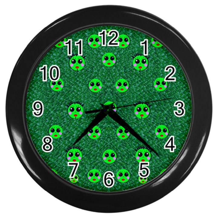 Smiling Happy Ones In The Fauna Wall Clock (Black)