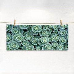 Realflowers Hand Towel by Sparkle