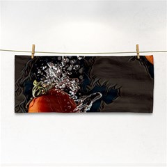 Fresh Water Tomatoes Hand Towel by ConteMonfrey