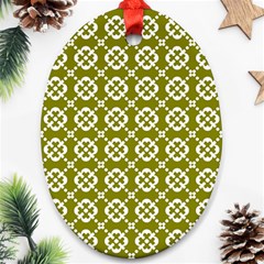 Pattern 297 Ornament (oval) by GardenOfOphir