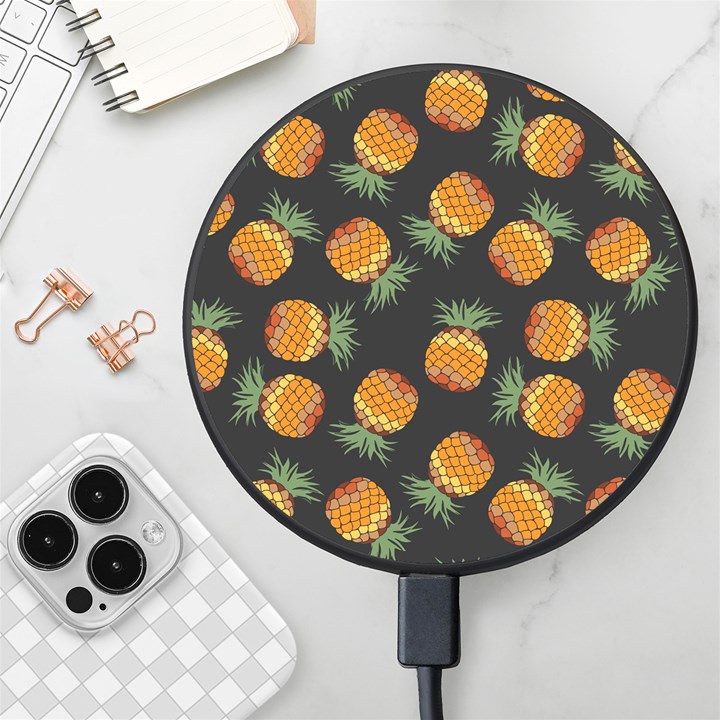 Pineapple Background Pineapple Pattern Wireless Fast Charger(Black)