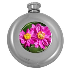 Flower Hip Flask (round) by Siebenhuehner